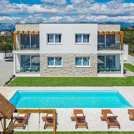 Stunning Home In Vrsi With Kitchen Екстер'єр фото