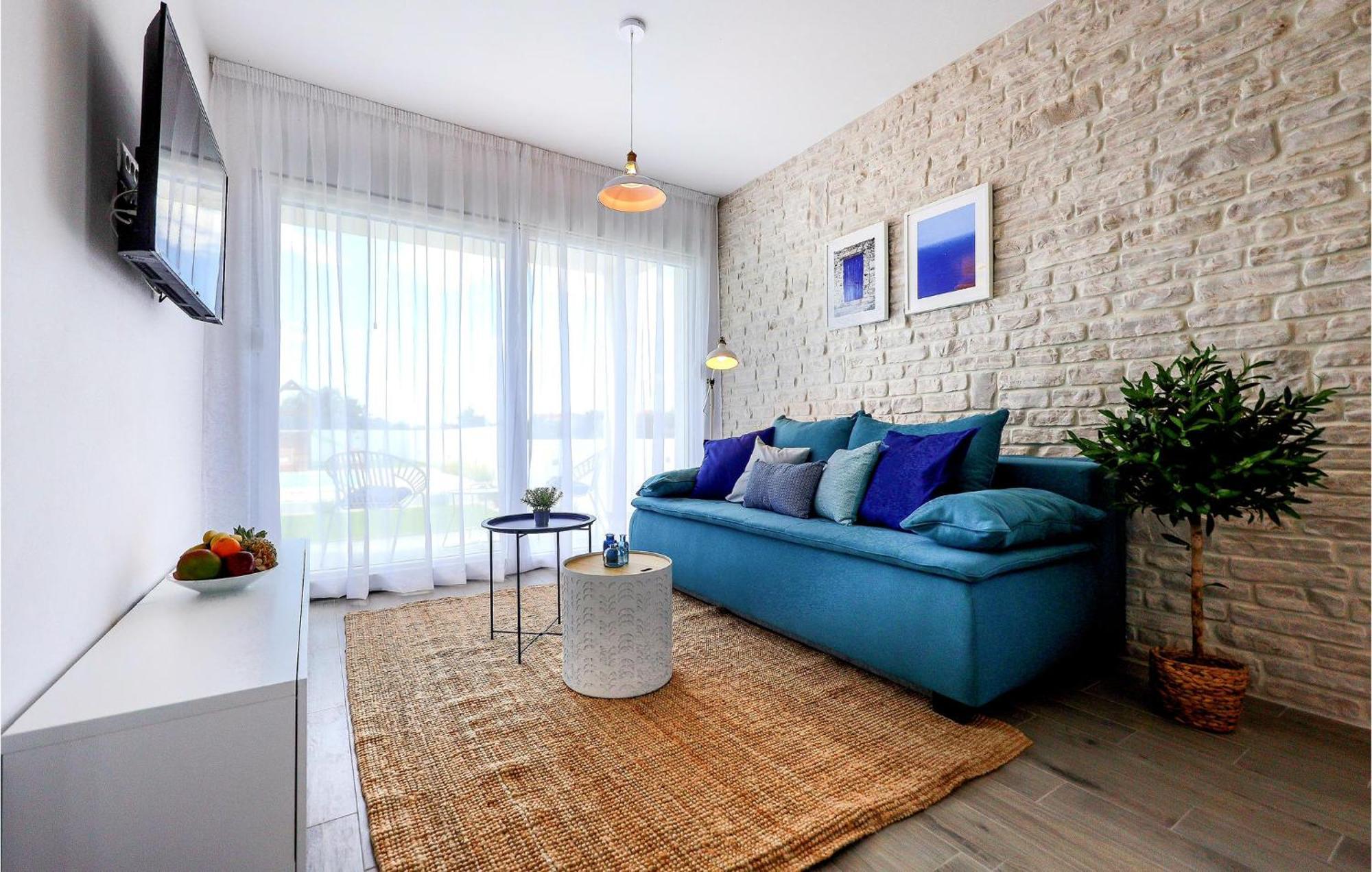 Stunning Home In Vrsi With Kitchen Екстер'єр фото